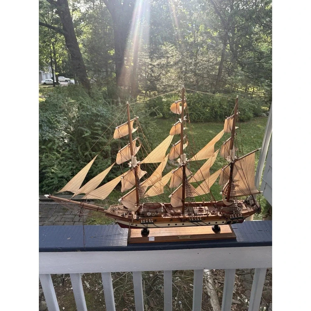 Vintage Wooden Clipper Ship Model Siglo XIX 24